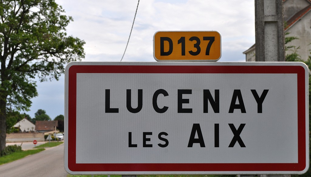 604  Lucenay en Mai2012(Photo Ute )